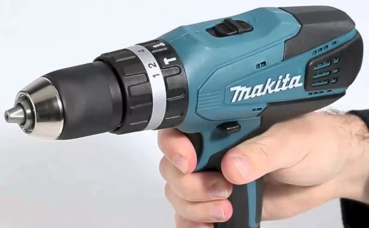 Аккумуляторная дрель -шуруповерт Makita HP457DWE купить в Муравленко