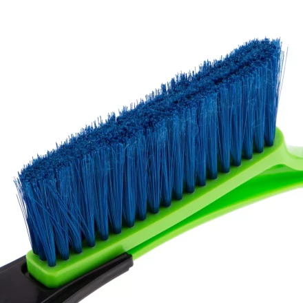 Щетка-сметка для снега со съемным скребком, мягкая рукоятка, 540 мм Сибртех 55317 купить в Муравленко