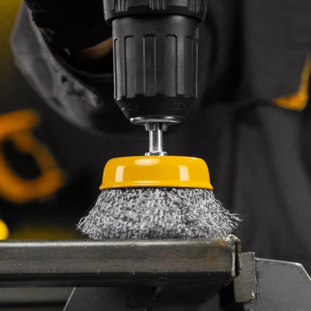 Щетка для дрели Denzel, 75 мм, Чашка, со шпилькой, нержавеющая витая проволока, 744773 купить в Муравленко