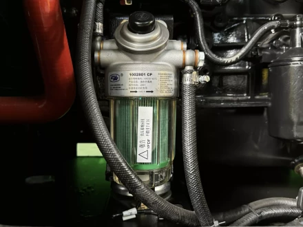 Дизельный генератор Vektor AD-20Y-T400 в шумозащитном кожухе с АВР купить в Муравленко