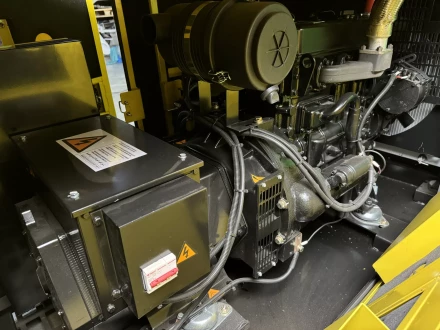 Дизельный генератор Vektor AD-20Y-T400 в шумозащитном кожухе купить в Муравленко