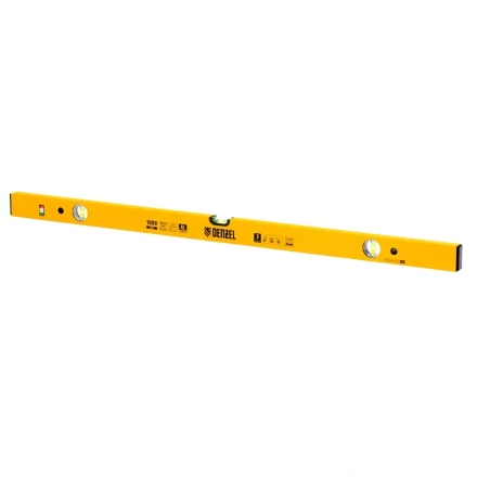 Уровень алюминиевый, 1000 мм, фрезерованный, 3 глазка Denzel 33683 купить в Муравленко