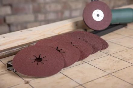 Круг фибровый HAMMER 243-013 купить в Муравленко