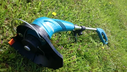 Триммер UR3000 Makita купить в Муравленко