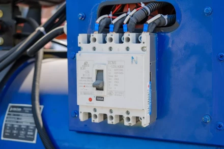 Дизельный генератор Vektor AD-30Y-T400 купить в Муравленко