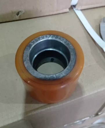 Колесо 80х60 для штабелера ES 1002958 купить в Муравленко