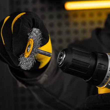 Щетка для дрели, 60 мм, Плоская, со шпилькой, нержавеющая витая проволока Denzel 744463 купить в Муравленко