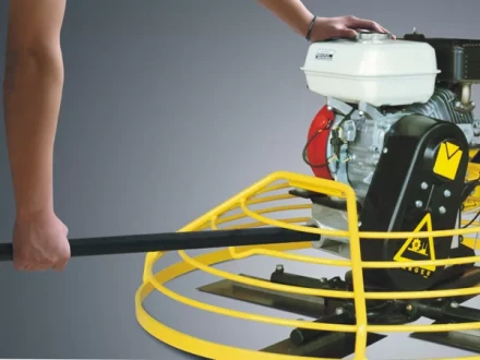 Затирочная машина по бетону Masalta МТ36-4 ST бензиновая купить в Муравленко