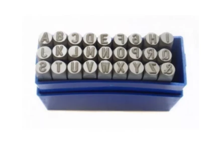 Клеймо буквенное 10мм латиница купить в Муравленко