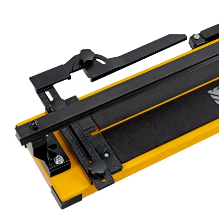 Плиткорез рельсовый Denzel 600х16мм, каретка на подш., стальная станина, усил. рукоятка-пенал 877014 купить в Муравленко