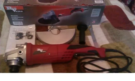 Шлифмашина RedVerg УШМ RD-AG210-230 Болгарка купить в Муравленко