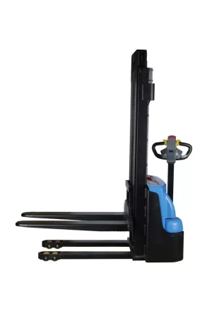 Штабелер самоходный 1,5 т 3,0 м TOR WS15H-3000SC PRO 24/85 В/Ач контроль скорости подъема 1043122 купить в Муравленко