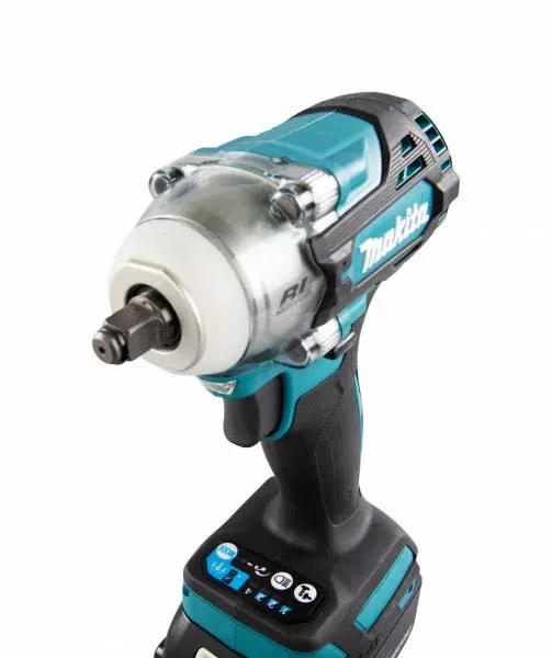 Аккумуляторный ударный гайковерт Makita DTW302RTJ купить в Муравленко