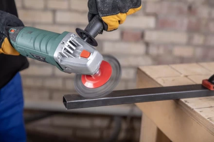 Кордщетка HAMMER тарелка 115мм для УШМ витая сталь (207-112) купить в Муравленко