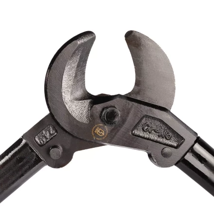 Ножницы для резки кабеля с ленточной броней КВТ НК-50  до 50 мм (101858) купить в Муравленко