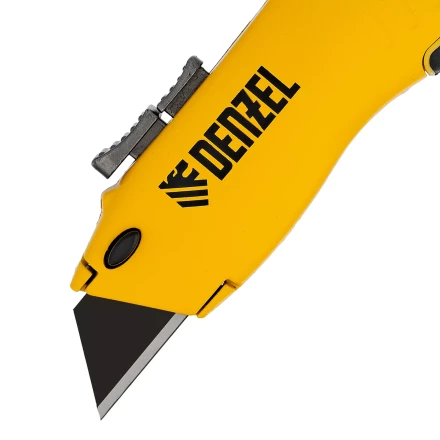 Нож Denzel, 19мм, сменное трапециевидное  лезвие, SK4, алюминиевый корпус, торцевой зажим купить в Муравленко