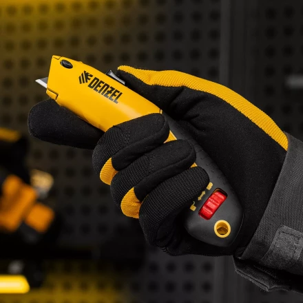 Нож Denzel, 19мм, сменное трапециевидное  лезвие, SK4, алюминиевый корпус, торцевой зажим купить в Муравленко