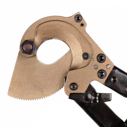 Секторные ножницы КВТ НСТ-32 для резки кабелей до 32 мм, проводов АС со стальным сердечником и прутков из низкоуглеродистой стали (84393) купить в Муравленко