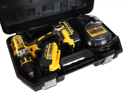Аккумуляторная дрель шуруповерт DeWalt DСD 790 P2 купить в Муравленко
