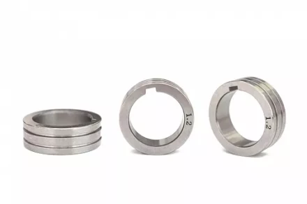 Ролик V-образный 1,0-1,2 мм для аппаратов ULTIMATE 300 купить в Муравленко