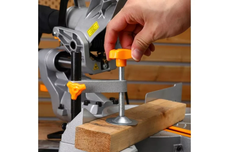 Пила торцовочная DEKO DKMS2200-255 Laser, 063-4218 купить в Муравленко