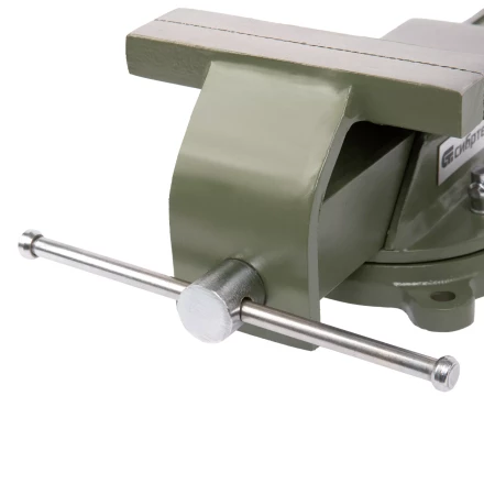 Тиски слесарные Сибртех 18620, 150 мм, стальные, поворотные купить в Муравленко