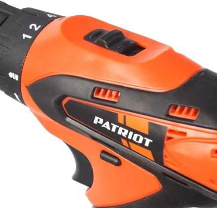 Дрель-шуруповерт аккумуляторная PATRIOT BR 114Li в кейсе купить в Муравленко