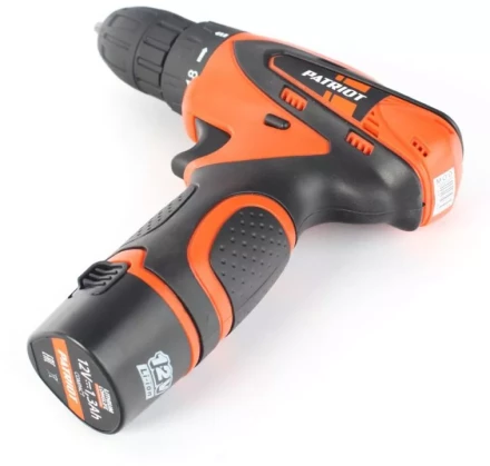 Дрель-шуруповерт аккумуляторная PATRIOT BR 114Li в кейсе купить в Муравленко