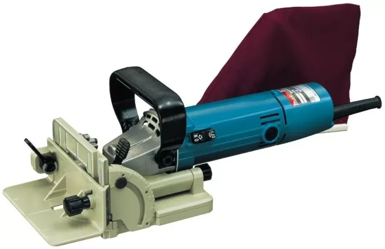 Фрезер Makita 3901 купить в Муравленко