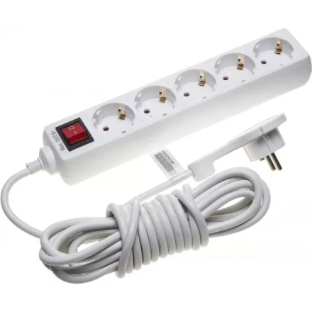 Удлинитель СВЕТОЗАР электрический с заземлением и выключателем, защитные шторки, компактная вилка, евро, 5 гнезд, 5м 55055-5-C купить в Муравленко