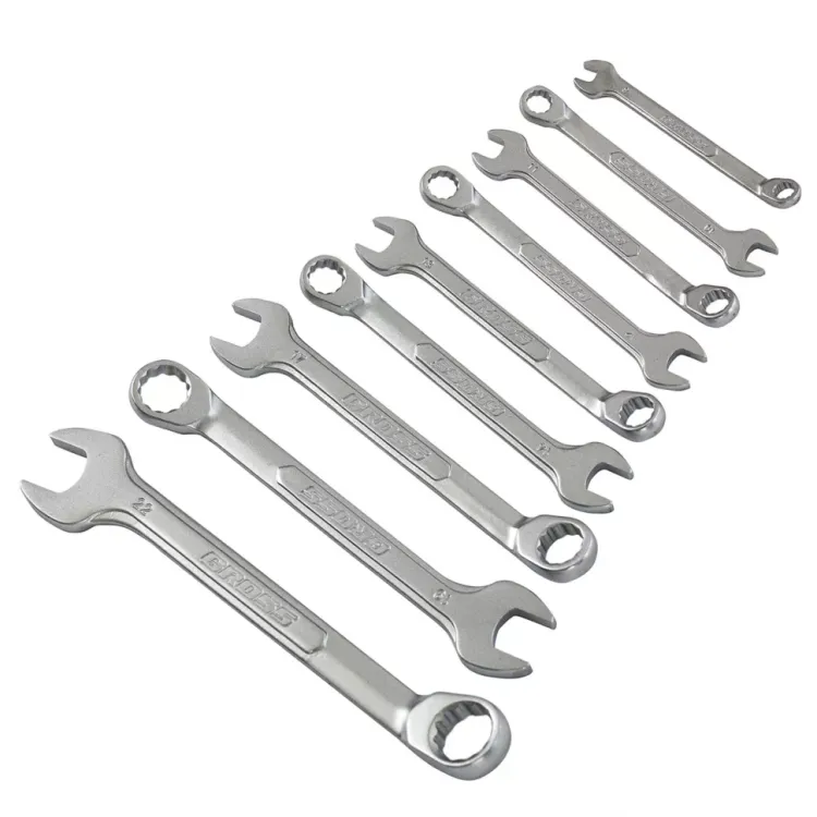 Набор инструментов 82 предметов , 120 зубьев, CrV, 1/4", 1/2" Gross 14149 купить в Муравленко