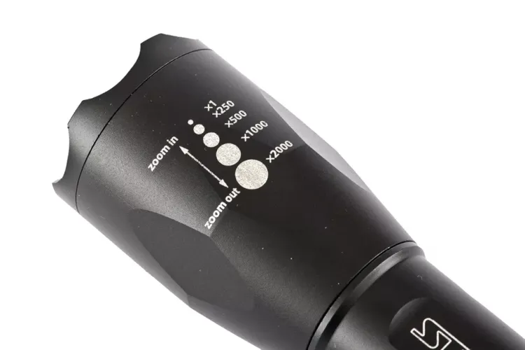 Фонарь 3 W CREE LED зум 3 режима 100% - 50% - стробоскоп ремешок 160 Лм 200 м 3хААА Stern 90581 купить в Муравленко