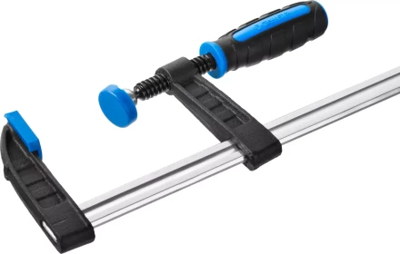 Струбцина ЗУБР "ПРОФЕССИОНАЛ", тип "F", двухкомпонентная ручка, стальная закаленная рейка, 80х300мм 32155-080-300 купить в Муравленко