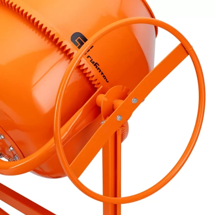 Бетоносмеситель Сибртех БСН-180 95513, мощность 700 Вт купить в Муравленко