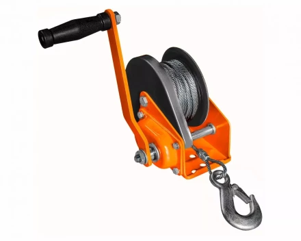Лебедка ручная барабанная с тормозом Magnus-Profi LRT-800, 800 кг, канат 10 м купить в Муравленко