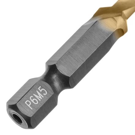 Сверло-метчик М5 х 0,8 мм, Р6М5// Denzel 76721 купить в Муравленко