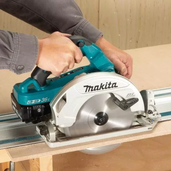 Аккумуляторная дисковая пила Makita DHS783ZJU (без АКБ и ЗУ) купить в Муравленко