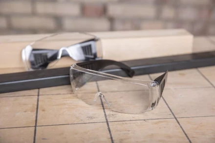 Защитные открытые очки HAMMER PG01 купить в Муравленко