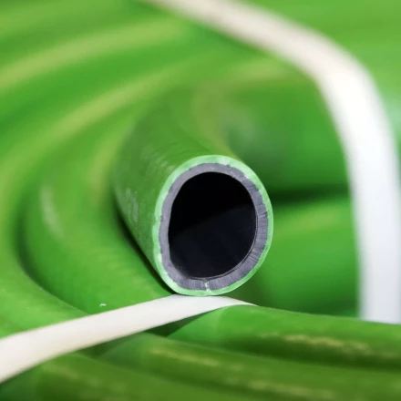 Шланг 3/4 х 15м ВЕДУГА Премиум зелёный 45961 купить в Муравленко