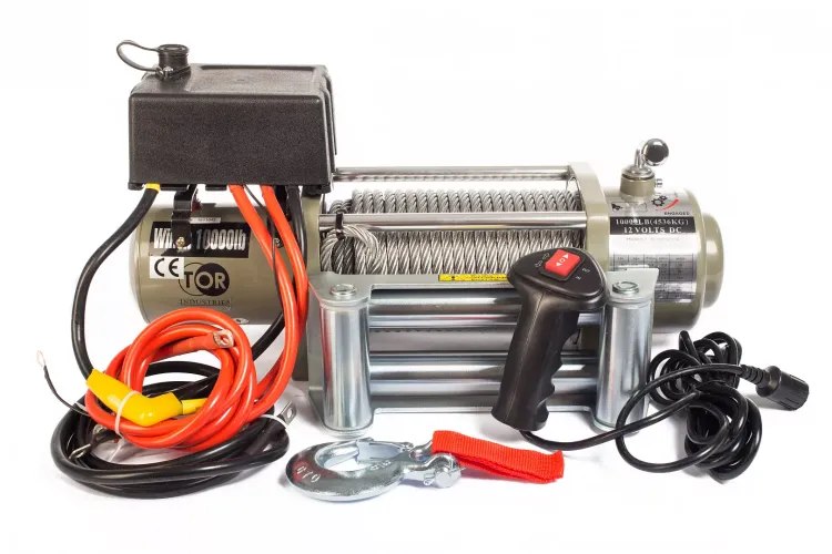 Лебедка автомобильная TOR ЛА S10000 г/п 4536 кг 28 м 24V 1141005 купить в Муравленко