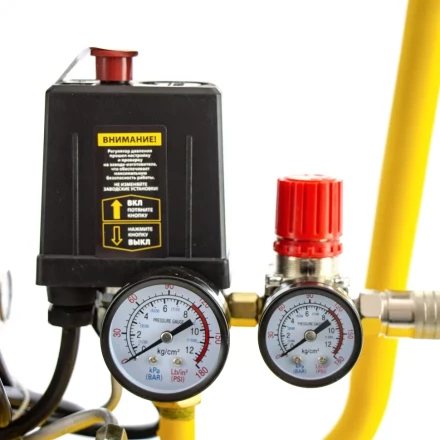 Компрессор воздушный, прямой привод DC1500/50, 1.5 кВт, 50 литров, 220 л/мин Denzel 58161 купить в Муравленко