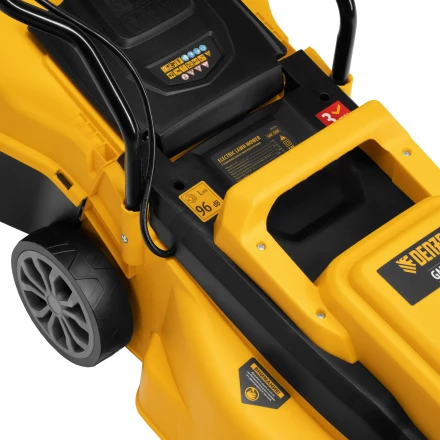 Газонокосилка электрическая GMC-1200, шир.,32см, 1200 Вт, 3 уров., травосб. 30 л// Denzel купить в Муравленко