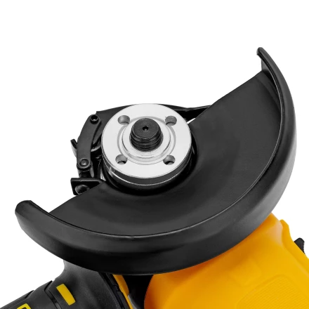 Машина шлифовальная угловая Denzel AG125-1500 26907, 1500 Вт, 125 мм, 3000-11000 об/мин купить в Муравленко