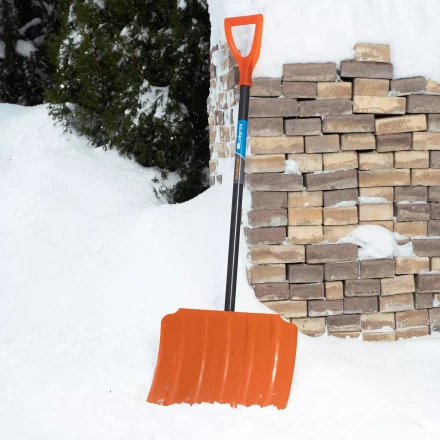 Лопата для уборки снега стальная Сибртех, 470х335х1335 мм, стальной черенок, Россия, 61656 купить в Муравленко
