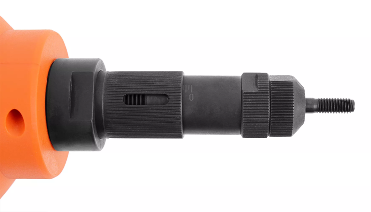 Аккумуляторный резьбовой заклепочник MESSER M2000 (М6) с двумя Li-Ion аккумуляторами купить в Муравленко