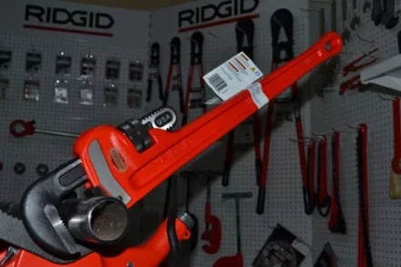 Прямой трубный ключ для тяжелых работ 24  31030 купить в Муравленко