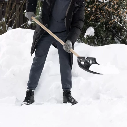 Лопата для уборки снега пластиковая, 380х360мм, без черенка, Россия Сибртех 61696 купить в Муравленко