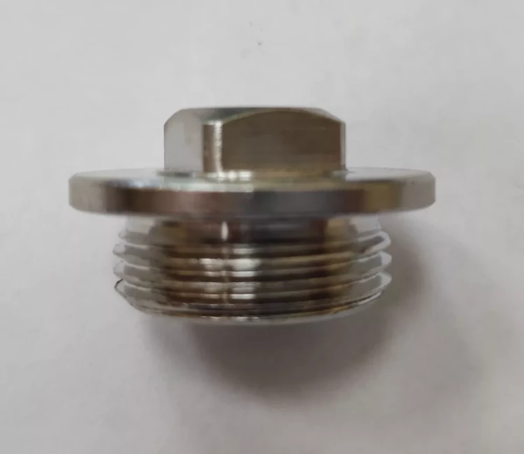 Заглушка GENERAL FITTINGS, 6-ти гранная головка с прижимной шайбой, никелированная латунь, наружная резьба, 3/4" 51099-3/4 купить в Муравленко