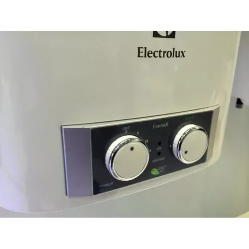 Водонагреватель ELECTROLUX EWH 30 Formax купить в Муравленко