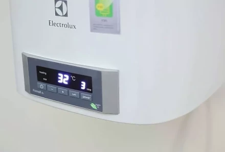 Водонагреватель ELECTROLUX EWH 80 Formax DL купить в Муравленко